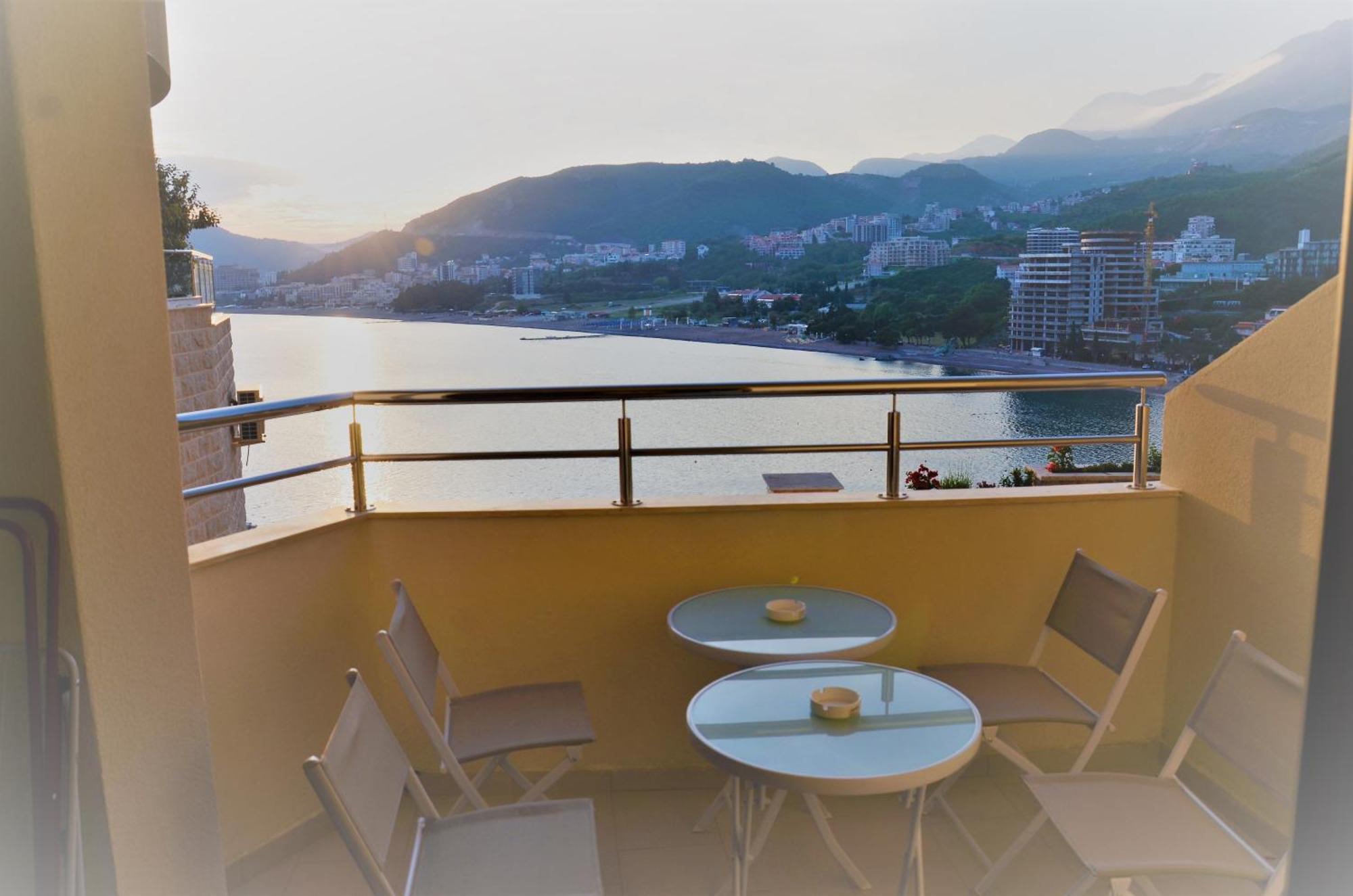 Apartmani Svetionik 부드바 객실 사진