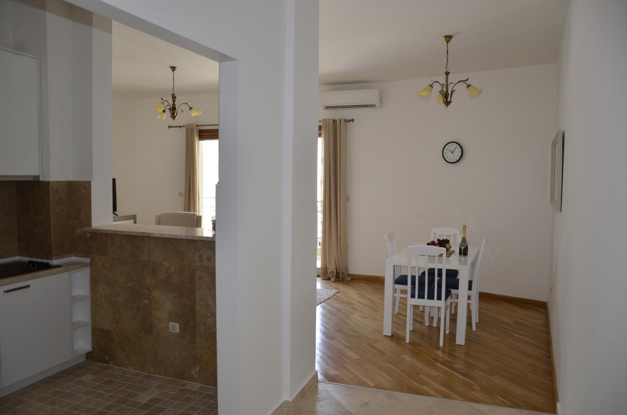Apartmani Svetionik 부드바 객실 사진